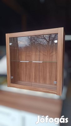 Fali vitrin üveg polccal