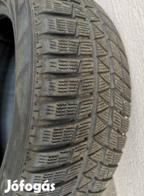 Falken Eurowinter HS449 225/55 R17 101V XL használt jó állapotú gumi