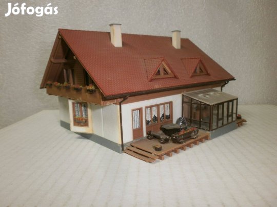 Faller - modern nagy családi ház - 1:87 - ( F-17)