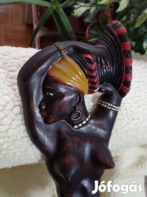 Falra akasztható falidísz: Néger női akt