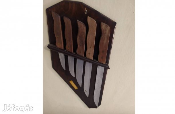 Falra akasztható késkészlet