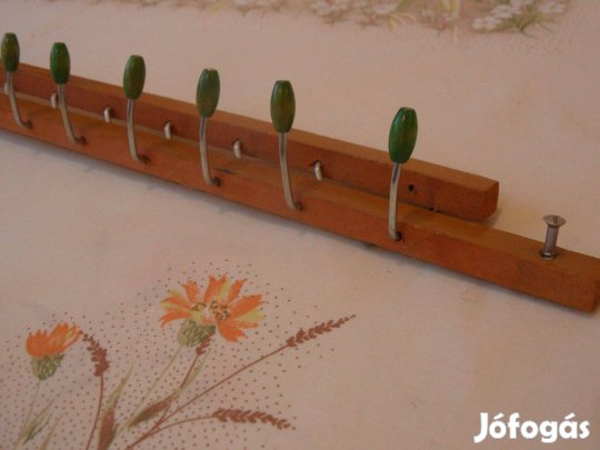 Falra szerelhető régebbi mobil kulcstartó, akasztó