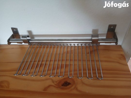 Falra szerelhető talpas pohár tartó sín eladó!