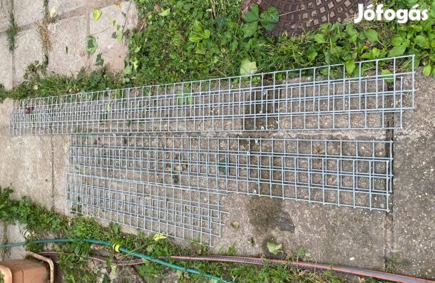 Falra szerelhető virágfuttató rács (245 cm)