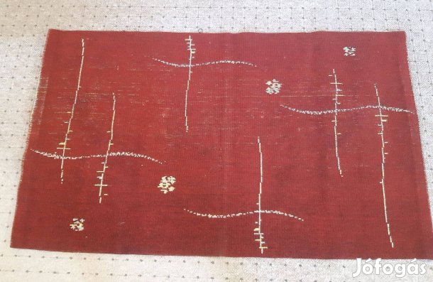 Falvédő az1930-as évek első feléből. Szőnyegnek is jó!