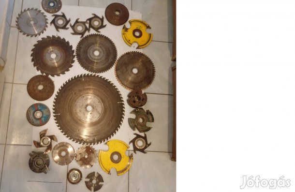 Famaró gép szerszámai és vágókorongok