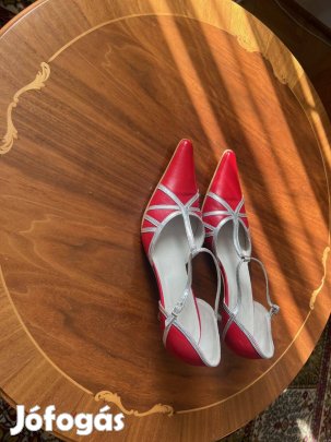 Fany moda 38-as bőr standál