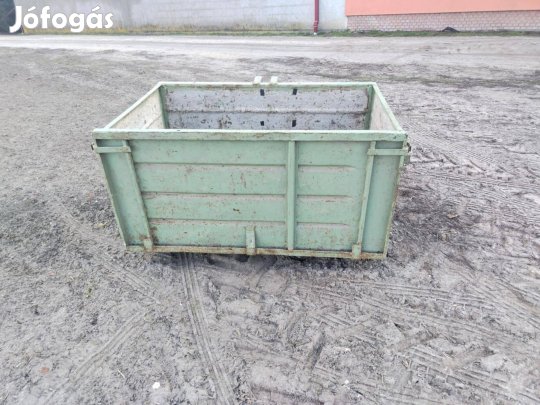 Far láda traktorra, szállító láda