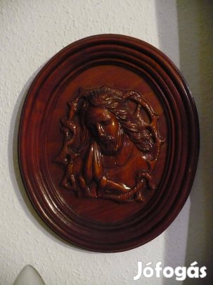 Faragott Jézus ovális fali dísz