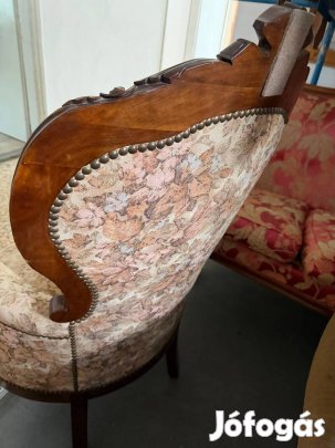 Faragott antik fotel