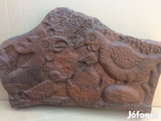 Faragott dombormű baromfit ábrázoló faragás eladó