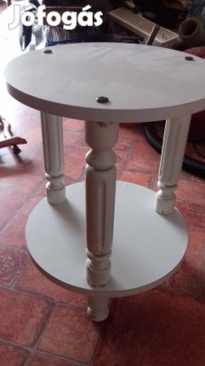 Faragott lábú puff vagy virágtartó 45cm magas átm 30cm