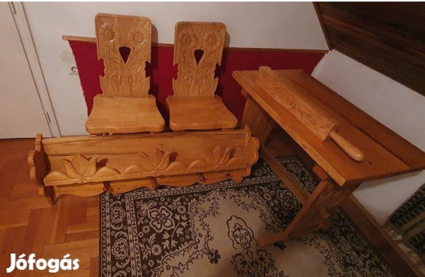 Faragott népi bútor (asztal, szék, polc, mángorló, sodrófa) eladó!