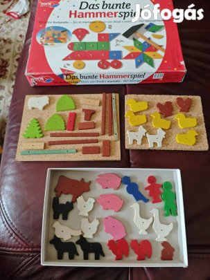 Farm és formakészlet kalapáccsal és szögekkel