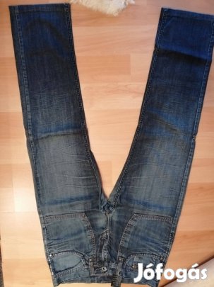 Farmer 32-es derék: 45-46cm hossz: 106cm (C&A)