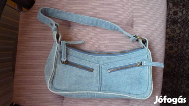 Farmer női kistáska kis táska 4 zippzáros rekesszel Belső zseb is