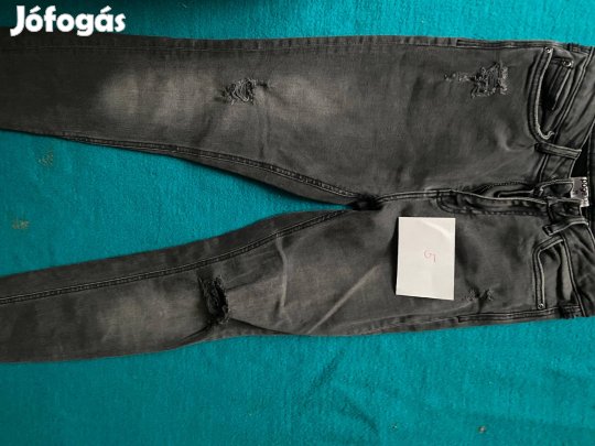 Farmernadrágok 2000 Ft/ db