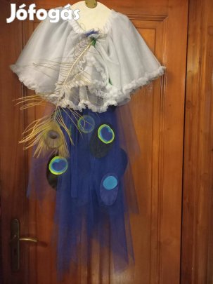 Farsangi páva jelmez bóbitával