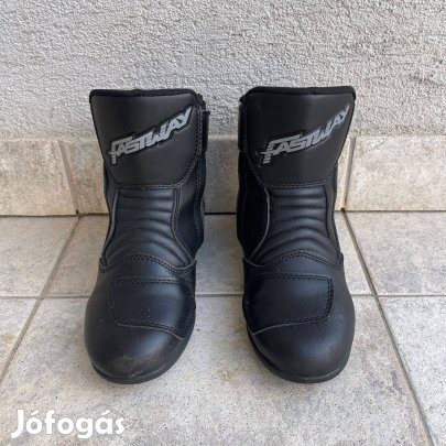 Fastway utcai túra motoros cipő
