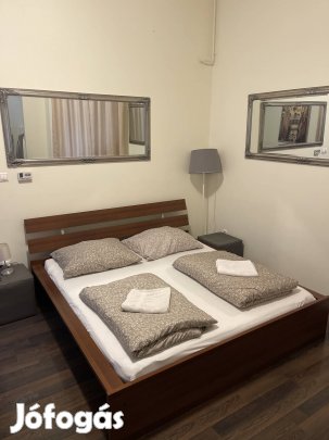 Feancia ágy 180X200 cm 