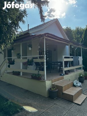 Fedezze fel álmai otthonát Balatonvilágos szívében  3 szobás ház várj