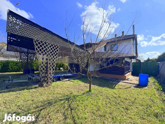 Fedezze fel álmai otthonát Budapest 16. kerületében  5 szobás ház vár