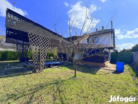 Fedezze fel álmai otthonát Budapest 16. kerületében  5 szobás ház vár