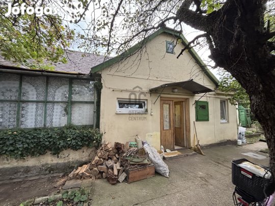 Fedezze fel álmai otthonát Várpalotán  3 szobás családi ház Kismező s