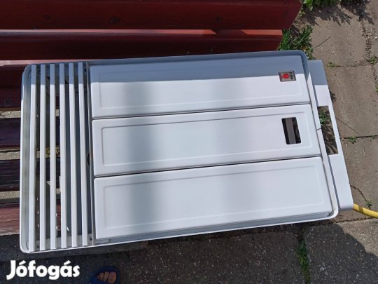 Fég Gázkonvektor + hozzátartozó fűtéscsövek eladó 2 éves, jó állapot