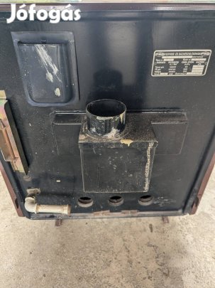 Fég kéményes gázkonvektor újszerű állapotban, 62 cm széles 