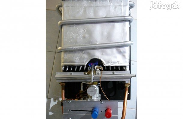 Fég v4 v-4 kéményes vízmelegítő felújított eladó