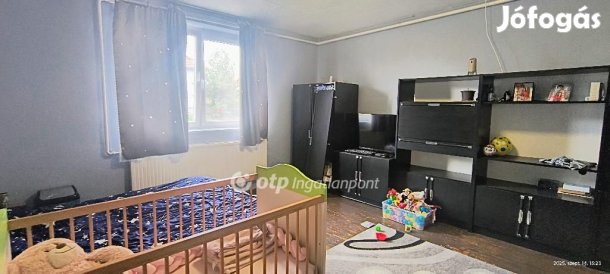 Fegyverneki 70 nm-es ház eladó