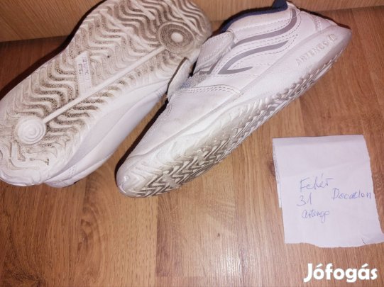 Fehér 31 es cipő Decatlon "Artengo"