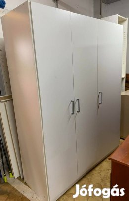 Fehér 3 ajtós gardrób