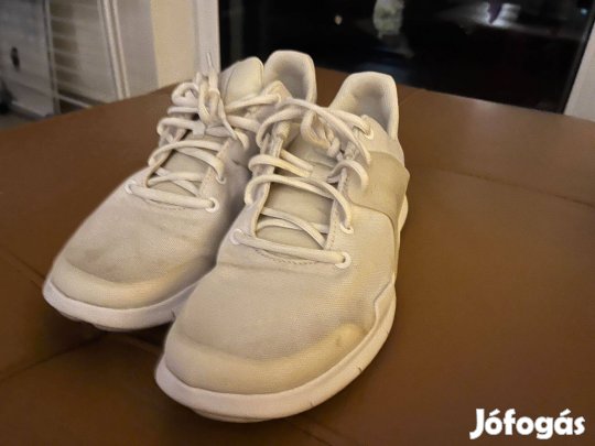 Fehér 42 férfi Nike cipő sportcipő eladó