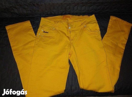 Fehér Farmer, Yessica 44, sárga farmer új! 40