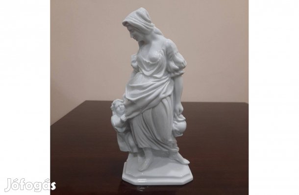 Fehér Herendi porcelán Anyaság, Anya gyermekével figura eladó!