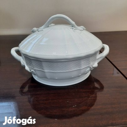 Fehér Herendi porcelán leveses tál fedővel eladó 