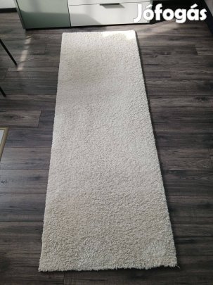 Feher Szőnyeg 2 méter hosszú, és 70 cm széles, nagyon szép állapotú.