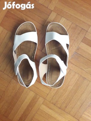 Fehér, 37-es műbőr szandál