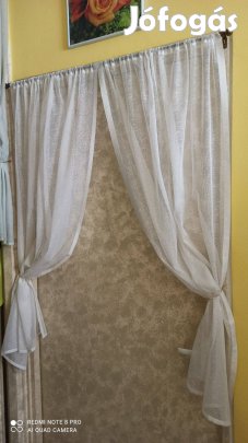 Fehér ajtófüggöny