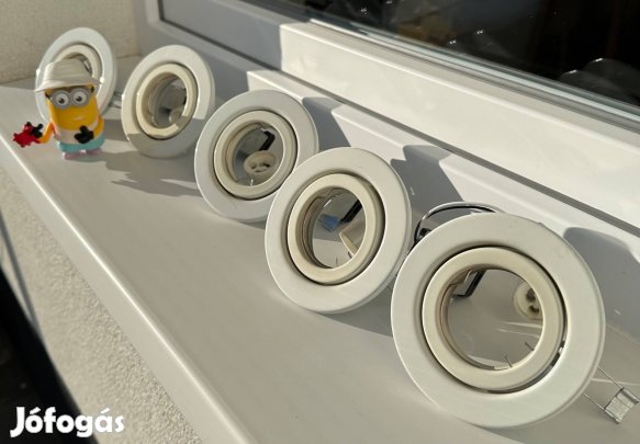 Fehér billenthető, süllyeszthető spotlámpák 5-db