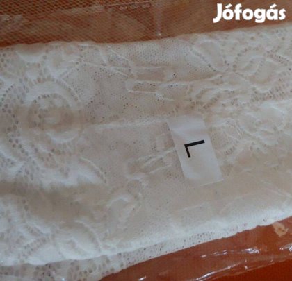 Fehér combvédő Csipkés új