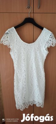 Fehér csipke ruha M-L méretű
