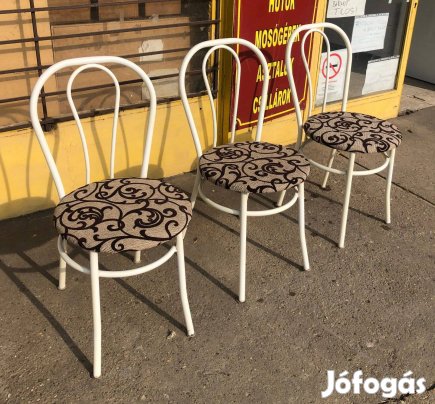 Fehér csővázas szék 3db