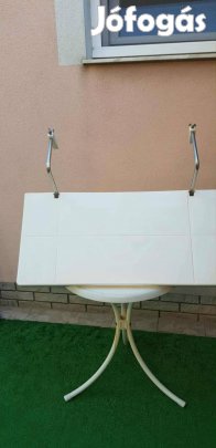 Fehér erkélyre akasztható asztal 6000 Ft