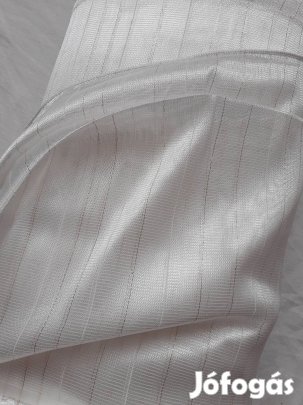 Fehér ezüst csíkos új függöny (4,8m x 300 cm)