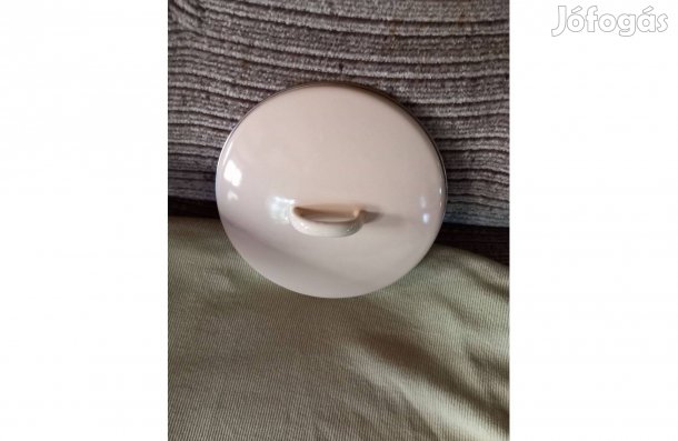 Fehér fedő 18,5 cm és 14,5 átmérő, 2 cm magas = 2 db