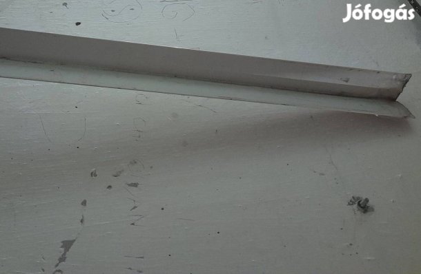 Fehér festett sarok védő profil 5x5cm új fóliás