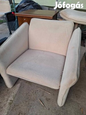 Fehér fotel,textil boritás